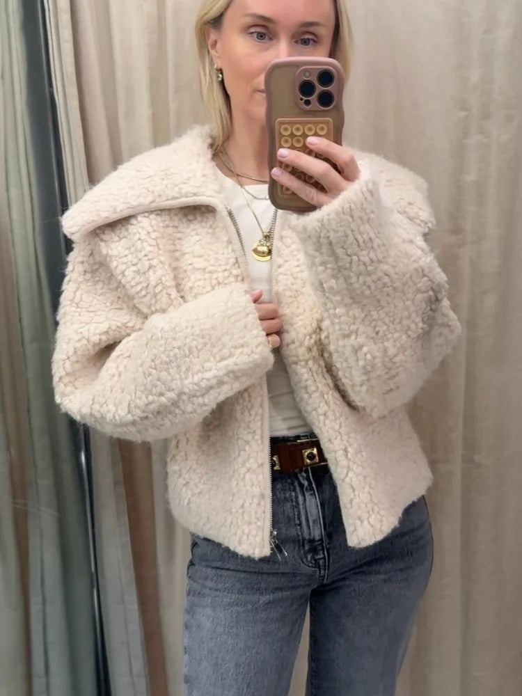 ג'קט אוברסייז  מחמיא